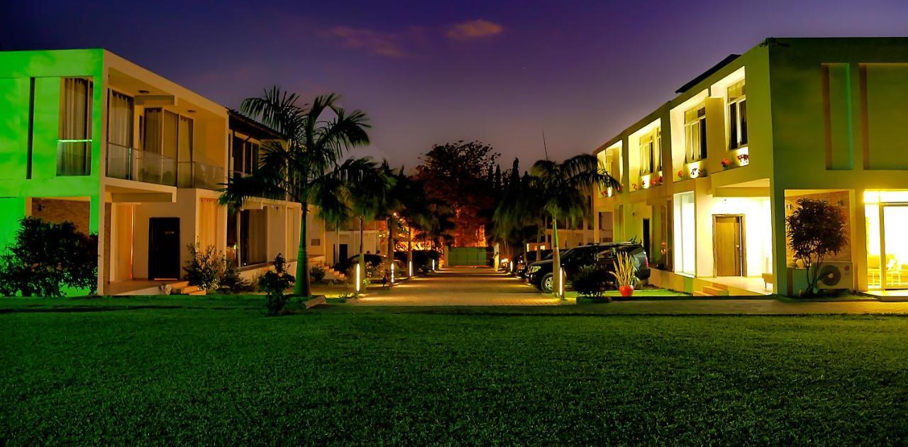 Azure Villas Dar es Salaam Exteriör bild